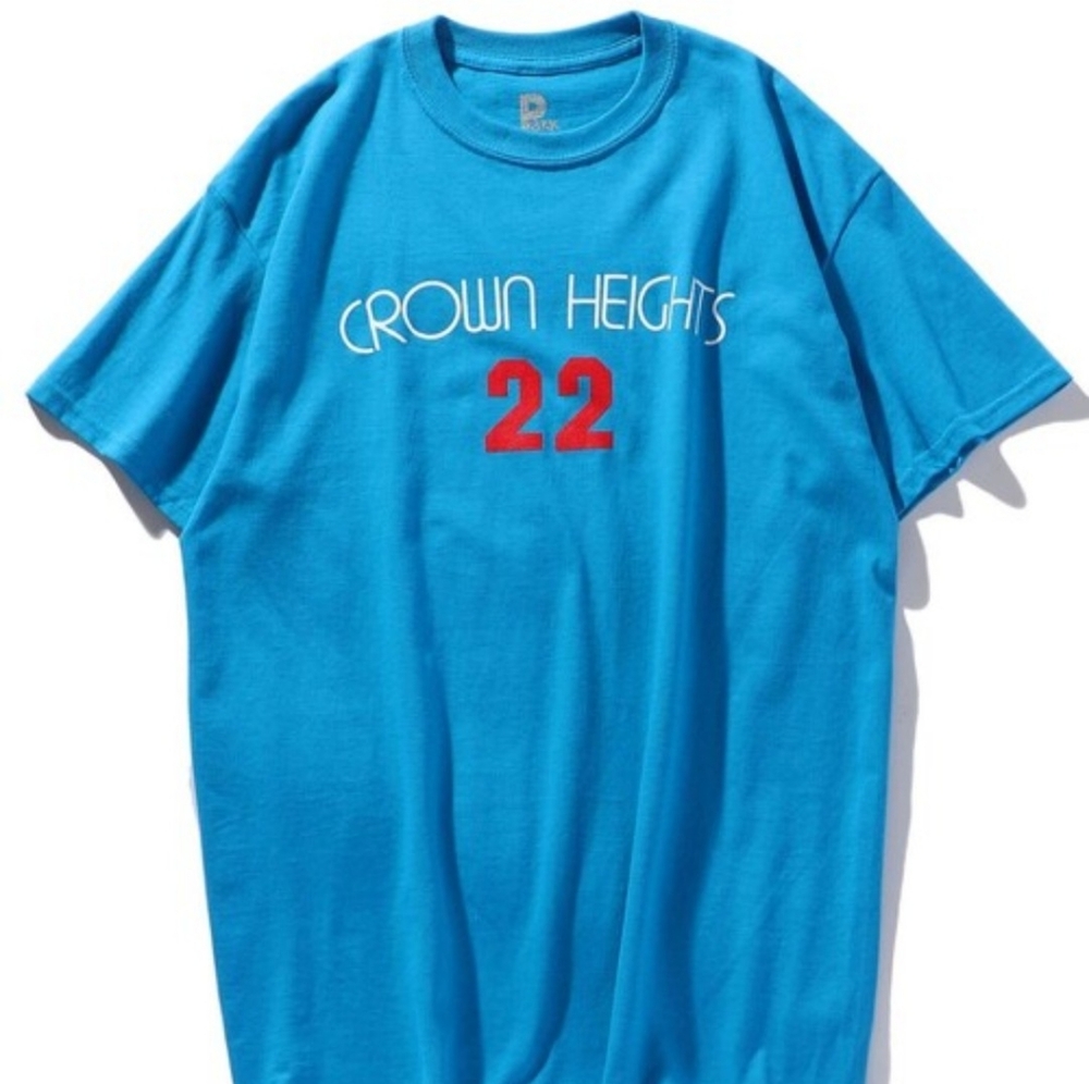 Crown heights tee shirt XL